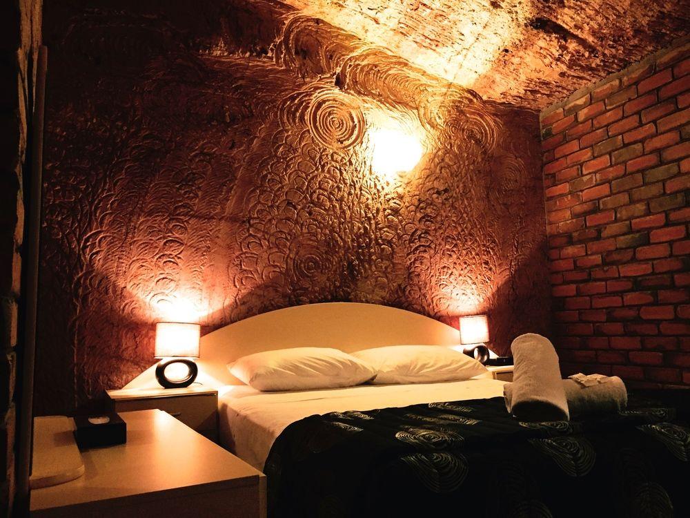 The Lookout Cave Underground Motel Coober Pedy Exterior photo